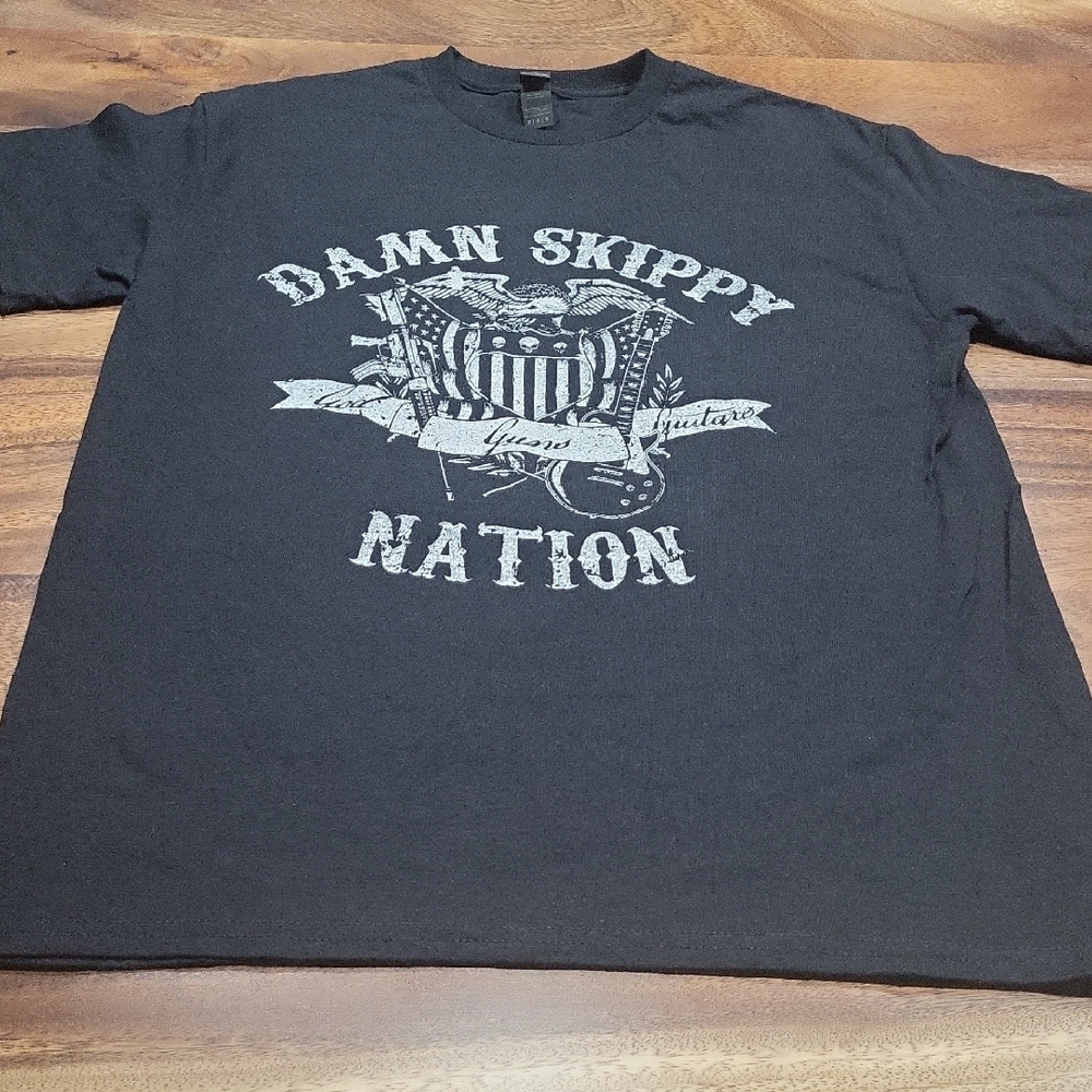 DAMM SKIPPY NATION Gildan Charcoal Graphic Tee